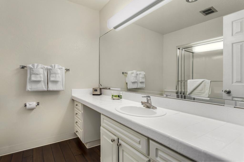 Eaves Mountain View At Middlefield Apartment Bagian luar foto
